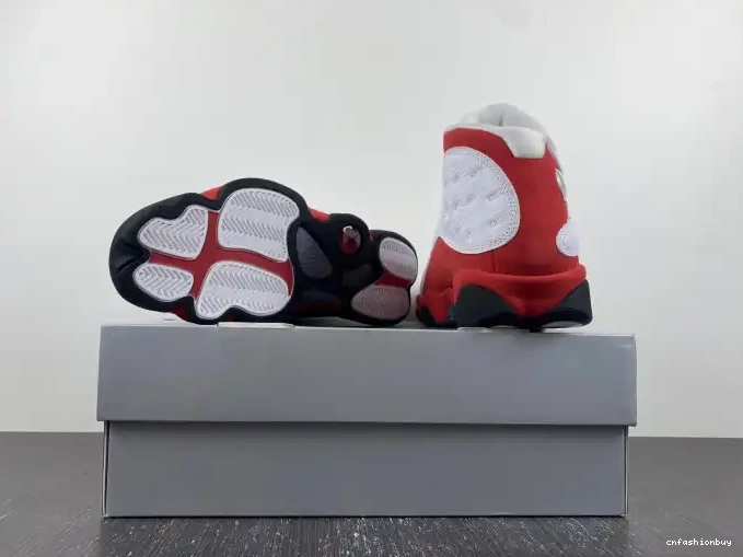 Retro (2017) Jordan Chicago OG 13 414571-122 0517
